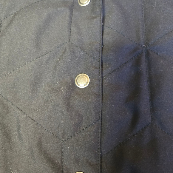 Christopher and Banks Black Quilted Lightweight Snap Button Down Vest Size XL - Picture 4 of 10